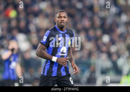 Turin, Italien. November 2023. Marcus Thuram von Inter war 2023-24 beim Fußballspiel der Serie A zwischen Juventus und Inter im Allianz Stadion zu sehen. Endpunktzahl; Juventus 1:1 Inter. Quelle: SOPA Images Limited/Alamy Live News Stockfoto