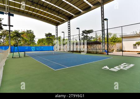 Bangkok, Thailand - 10. Februar 2015: Tennisplatz an der Impact Tennis Academy in Bangkok, Thailand. Stockfoto