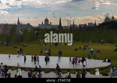 Moskau, Russland - 11. juni 2018 - Aufführung im großen Amphitheater des Saryadye-Parks Stockfoto