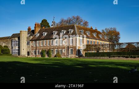 Hall Place im Herbst, Bexley, Kent, England Stockfoto