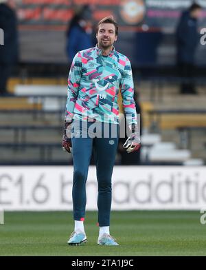 Tim Krul aus Luton Town wärmt sich auf. Luton Town gegen Crystal