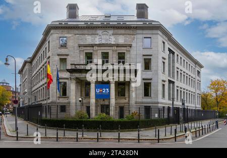 Gebäude der spanischen Botschaft, Liechtensteinallee in Berlin-Tiergarten, Berlin, Deutschland Stockfoto