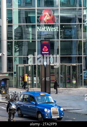 LONDON, 13. NOVEMBER 2023: Das Hauptquartier von NatWest am 250 Bishopsgate, City of London Stockfoto