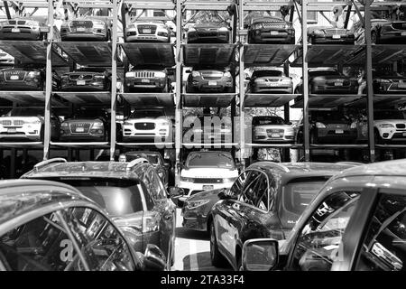 New York, USA - 24. Mai 2018: Öffentlicher Parkplatz Edison ParkFast in New York Stockfoto