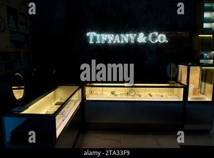 New York, USA – 25. Mai 2018: Tiffany-Logo im Tiffany-Geschäft in New York, NY Stockfoto