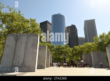 New York, USA - 24. Mai 2018: People Near the East Coast Memorial in New York. Stockfoto