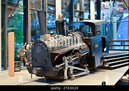 Historische Lokomotive der Schafbergbahn, der steilsten Zahnradbahn Österreichs. Seit 1893 führt sie von St. Wolfgang (Bezirk Gmunden) zum 1.783 Stockfoto