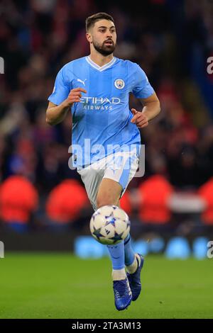 Joško Gvardiol #24 von Manchester City im Einsatz beim Spiel der UEFA Champions League Gruppe G Manchester City gegen RB Leipzig im Etihad Stadium, Manchester, Großbritannien, 28. November 2023 (Foto: Conor Molloy/News Images) Stockfoto