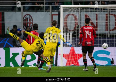 Mailand, Italien - 28. november 2023 - Champions League - Mailand-Borussia Dortmund - karim adeyemi borussia dortmund erzielt Tor 1-3 Credit: Kines Milano/Alamy Live News Stockfoto