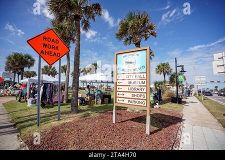 Flagler Beach, FL, USA - 18. November 2023: Willkommen im Flagler Beach-Schild im Veterans Park Stockfoto