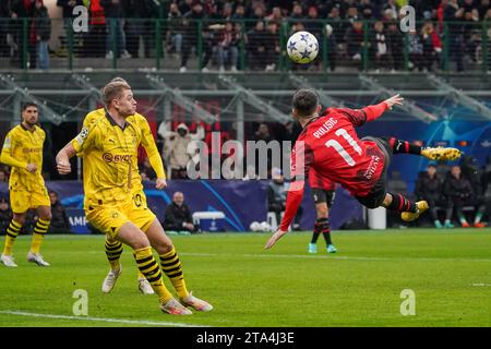 Mailand, Italien. November 2023. Christian Pulisic, während des AC Mailand gegen Borussia Dortmund, UEFA Champions League, im Giuseppe Meazza Stadion. Quelle: Alessio Morgese/Alessio Morgese/Emage/Alamy Live News Stockfoto