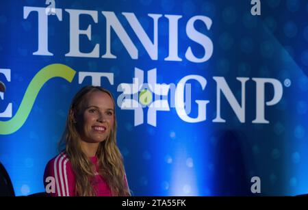 Mexiko-Stadt, Mexiko. November 2023. 28. November 2023, Mexiko-Stadt: Caroline Wozniacki aus Dänemark spricht während einer Pressekonferenz vor dem Tennisfest GNP 2023 im Hayat Regency Hotel vor den Medien. Am 28. November 2023 in Mexiko-Stadt. (Foto: Carlos Tischler/ Credit: Eyepix Group/Alamy Live News Stockfoto