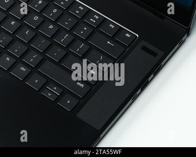 HCMC, VN - Dez. 2023. Raer Blade 15 Laptop Stockfoto