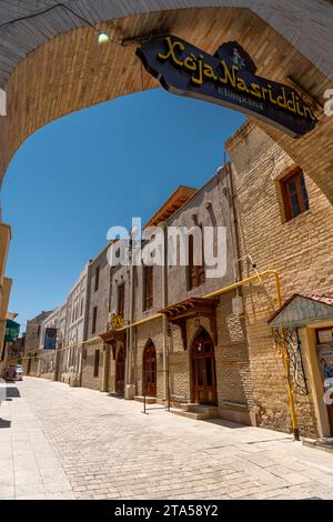 Fantastischer Blick auf das historische Zentrum von Buchara, Usbekistan. Die antike Stadt wurde von der UNESCO zum Weltkulturerbe erklärt. Buchara ist ein Popu Stockfoto