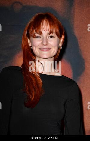 Lea van Acken bei der Premiere des Kinofilms „Falling into Place“ in der Astor Film Lounge. Berlin, 28.11.2023 Stockfoto
