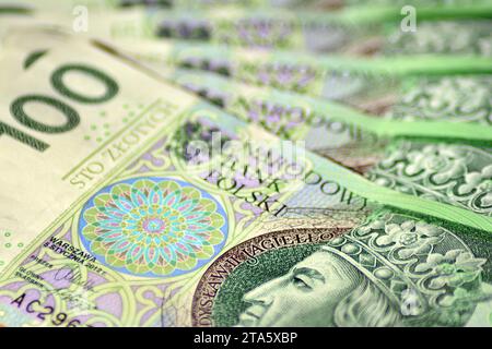 Hintergrund aus polnischen Banknoten Stockfoto