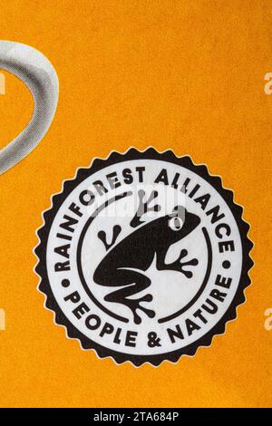 Rainforest Alliance People & Nature Certified Symbol Logo Kakao auf der Packung Stamford Street Co Teebeutel, 160 Teebeutel von Sainsburys Stockfoto