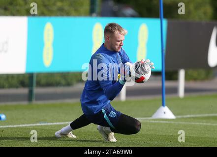 Aaron Ramsdale aus England & Arsenal. - England Training & Press Conference, England gegen Italien, UEFA-Qualifikationsspiele für Europa, Tottenham Hotspur Training Ground, London, UK - 16. Oktober 2023. Nur redaktionelle Verwendung – es gelten Einschränkungen für DataCo Stockfoto