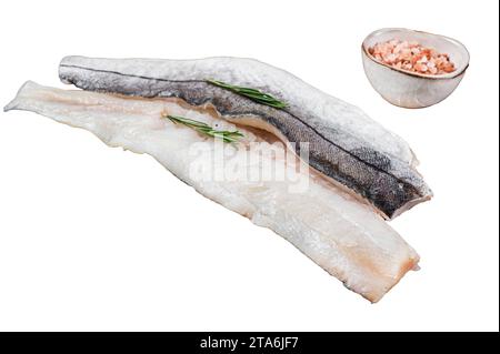 Rohe Fischfilets auf Grill mit Rosmarin und Kräutern. Isolierter, weißer Hintergrund Stockfoto