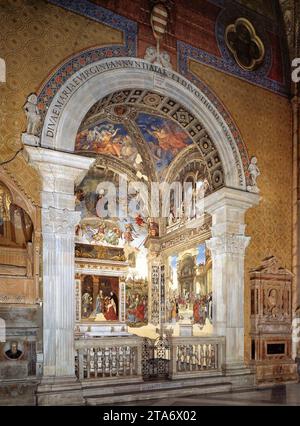 Blick auf die Carafa-Kapelle 1489-91 von Filippino Lippi Stockfoto