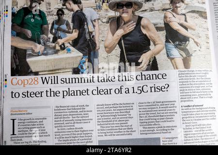 Cop28 wird der Gipfel die Chance nutzen, um den Planeten von 1,5 C zu befreien? Guardian-Zeitung Schlagzeile Klimakrise artikel 25 Nov 2023 London UK Stockfoto