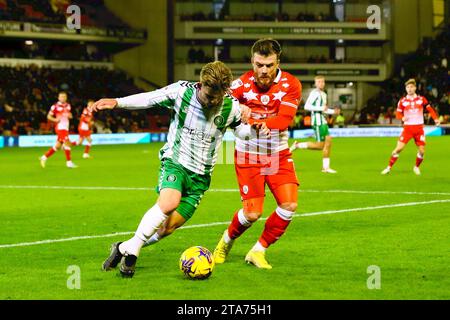 Oakwell Stadium, Barnsley, England - 28. November 2023 - während des Spiels Barnsley gegen Wycombe Wanderers, Sky Bet League One, 2023/24, Oakwell Stadium, Barnsley, England - 28. November 2023 Credit: Arthur Haigh/WhiteRosePhotos/Alamy Live News Stockfoto