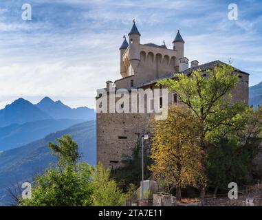 Panoramablick auf das Schloss Saint Pierre Stockfoto