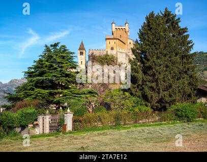 Panoramablick auf das Schloss Saint Pierre Stockfoto