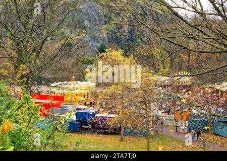 Edinburgh Schottland die Weihnachtsmesse für Kinder am Fuße des Castle Rock Stockfoto