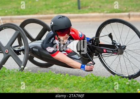 Die Paracyclistin Oksana Masters trainiert für das Zeitfahren vor den US Paracycling Open in Huntsville, Alabama Stockfoto