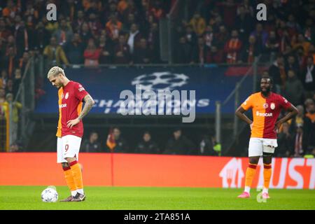 Istanbul, Türkei. November 2023. ISTANBUL, TÜRKEI - 29. NOVEMBER: Mauro Icardi von Galatasaray AS sieht niedergeschlagen aus, nachdem er das erste Tor des Teams beim Spiel der Gruppe A - UEFA Champions League 2023/24 zwischen Galatasaray A.S. und Manchester United in der Ali Sami Yen Arena am 29. November 2023 in Istanbul, Türkei, gekonnt hatte. (Quelle: BSR Agency/Alamy Live News Stockfoto