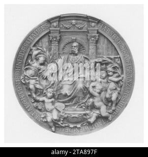 Victor Tilgner - 67a - Erinnerung an die Vereinigung der Erblande - Gussmedaille. Stockfoto