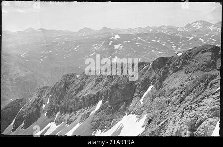 Blick auf die San Juan Mountains vom Gipfel des King Salomon Mountain, 13.600 Meter hoch. Silverton Quadrangle. San... Stockfoto