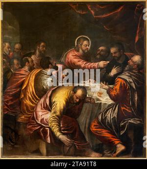 VICENZA, ITALIEN - 5. NOVEMBER 2023: Gemälde des Letzten Abendmahls in der Kathedrale von Alessandro Maganza (1587–1589). Stockfoto