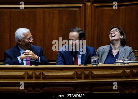 Lissabon, 11/29/2023 - Plenum der Versammlung der Republik - Abstimmung über den endgültigen Staatshaushalt 2024. António Costa und Mitglieder der Regierung. Stockfoto