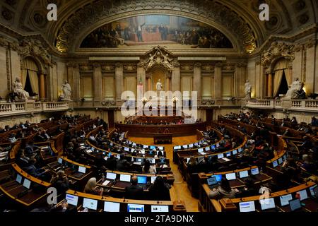 Lissabon, 11/29/2023 - Plenum der Versammlung der Republik - Abstimmung über den endgültigen Staatshaushalt 2024. António Costa und Mitglieder der Regierung. Stockfoto