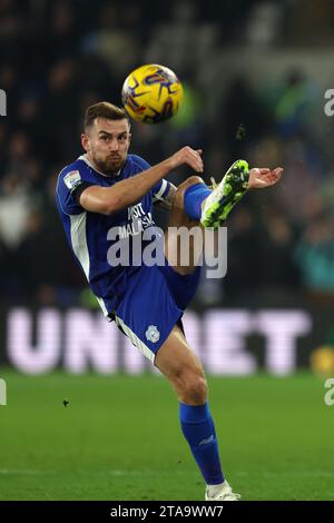 Cardiff, Großbritannien. November 2023. Joe Ralls von Cardiff City in Aktion. EFL Skybet Championship Match, Cardiff City gegen West Bromwich Albion im Cardiff City Stadium am Dienstag, den 28. November 2023. Dieses Bild darf nur für redaktionelle Zwecke verwendet werden. Nur redaktionelle Verwendung, Bild von Andrew Orchard/Andrew Orchard Sportfotografie/Alamy Live News Credit: Andrew Orchard Sportfotografie/Alamy Live News Stockfoto