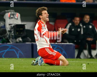 München, Deutschland. November 2023. Thomas Mueller von Bayern München reagierte während des UEFA Champions League-Gruppenspiels zwischen Bayern München und Kopenhagen am 29. November 2023 in München. Quelle: Philippe Ruiz/Xinhua/Alamy Live News Stockfoto