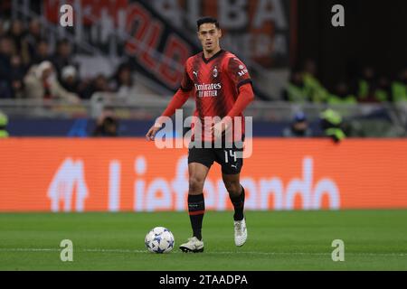 Mailand, Italien. November 2023. Tijjjani Reijnders vom AC Milan während des Spiels der UEFA Champions League in Giuseppe Meazza, Mailand. Der Bildnachweis sollte lauten: Jonathan Moscrop/Sportimage Credit: Sportimage Ltd/Alamy Live News Stockfoto