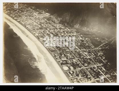 Vista aérea da praia de Copacabana (007ALA110). Stockfoto