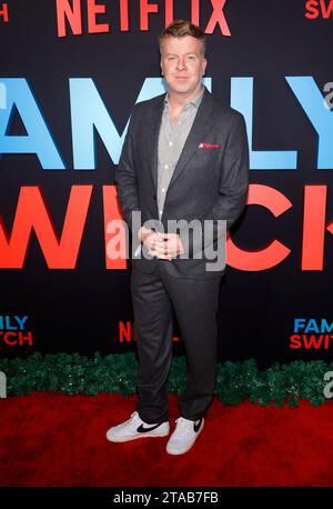 Los Angeles, Ca. November 2023. Mcg bei der Netflix LA Premiere von Family Switch im Grove in Los Angeles, Kalifornien am 29. November 2023. Quelle: Faye Sadou/Media Punch/Alamy Live News Stockfoto