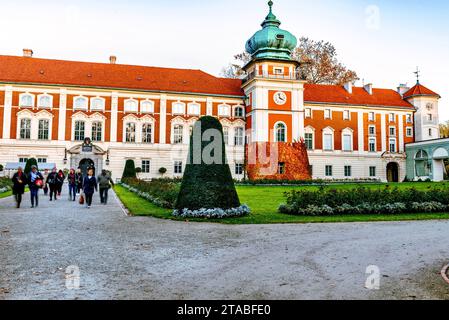 Das Schloss Lubomirski in Lancut ist eines der bedeutendsten Palast- und Parkensembles Polens, eine wahre Schatzkammer der nationalen Geschichte und Kultur. Stockfoto