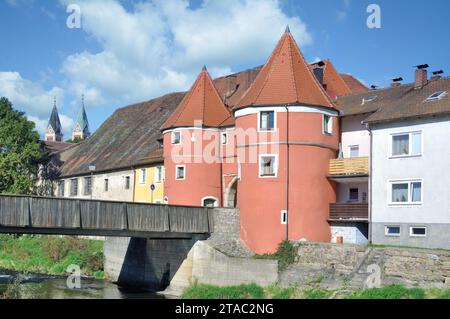 Berühmtes historisches Biertor in der Stadt Cham in Oberpfalz, bayerischer Wald, Bayern, Deutschland Stockfoto