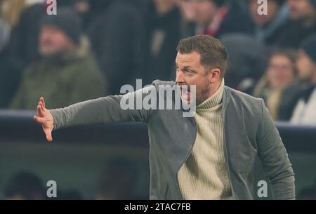 Jacob Neestrup, Cheftrainer, Teammanager Kopenhagen im Gruppenspiel FC BAYERN MÜNCHEN - FC KOPENHAGEN 0-0 der Fußball UEFA Champions League in der Saison 2023/2024 in München, 29. November 2023. Gruppenphase, Kopenhagen, FCB, München © Peter Schatz / Alamy Live News Stockfoto