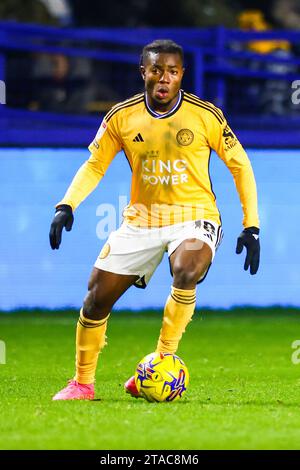 Sheffield, Großbritannien. November 2023 30. Abdul Fatawu von Leicester City während des Sheffield Wednesday FC gegen Leicester City FC SKY Bet EFL Championship Match im Hillsborough Stadium, Sheffield, England, Großbritannien am 29. November 2023 Credit: Every Second Media/Alamy Live News Stockfoto