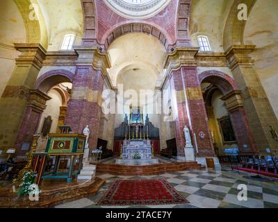 Altar - Duomo di San Tommaso di Canterbury (Pfarrei St. Thomas von Canterbury Mutterkirche) in Marsala - Sizilien, Italien Stockfoto