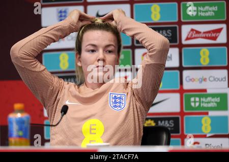 Englands Lauren Hanf während einer Pressekonferenz in St. George's Park, Burton upon Trent. Bilddatum: Donnerstag, 30. November 2023. Stockfoto