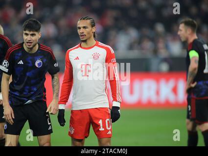 München, Deutschland 29. November 2023: Fussball, Herren, Champions League, 5. Spieltag, Saison 2023/2024, FC Bayern München - FC Kopenhagen, Allianz Arena Leroy Sane (FC Bayern München) Kopf, Oberkörper, stehend Stockfoto