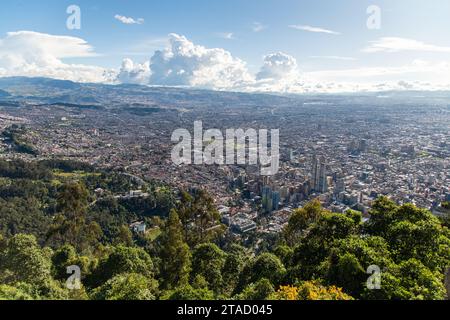 Blick auf Bogotá vom Berg Montserrate in Kolumbien Stockfoto