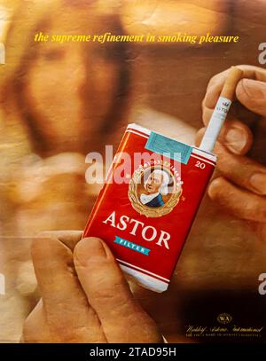 1968 Astor Zigaretten Ad. Waldorf-Astoria Zigarettenfabrik Stockfoto